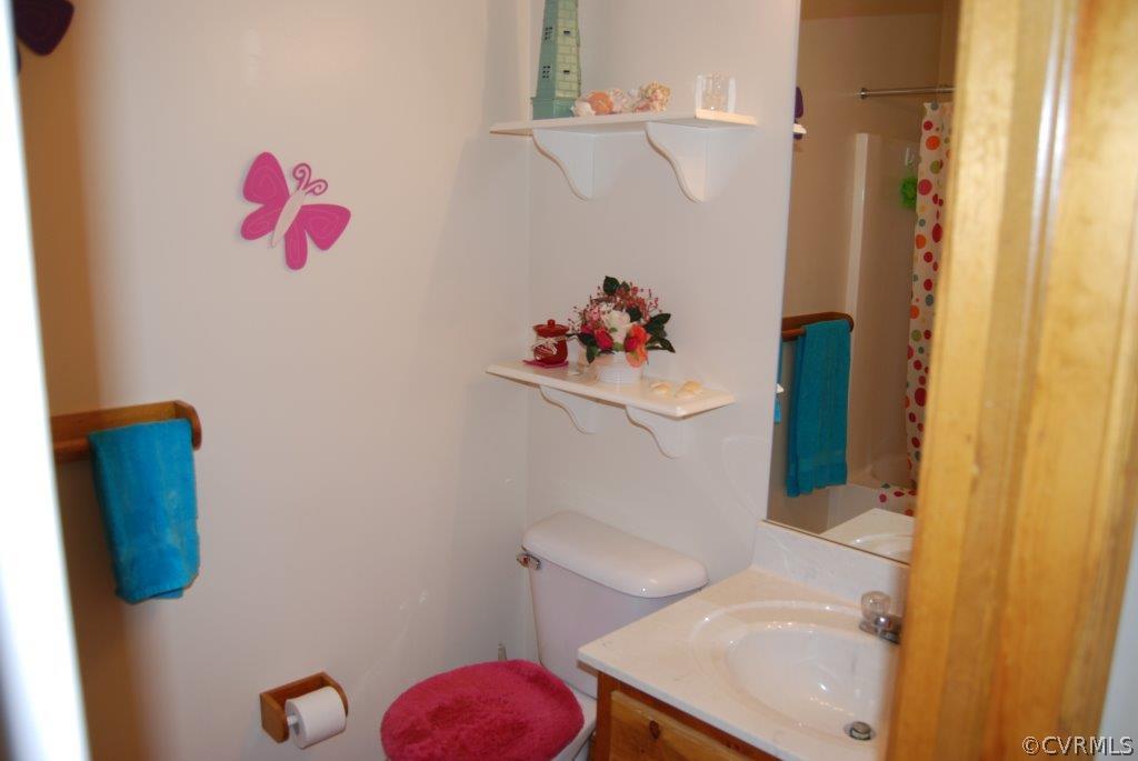 997 Nelsons Bridge Road Hanover, VA 23069 - Photo 11 of 16 Gallery Image 11