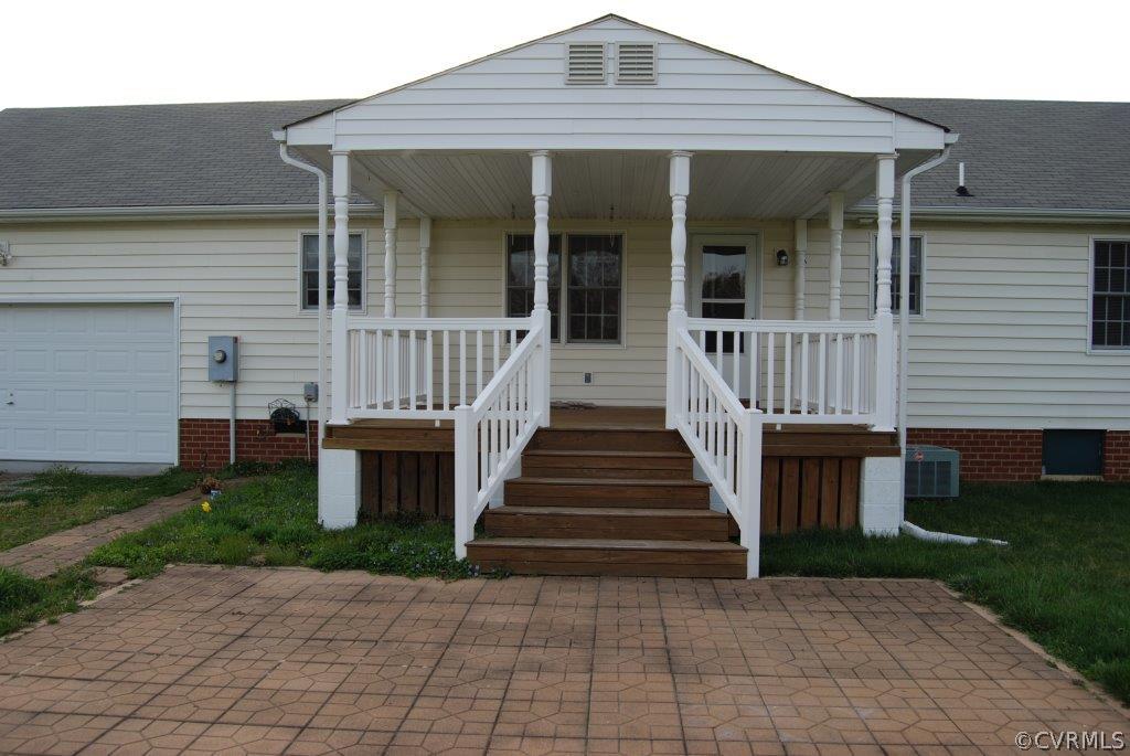 997 Nelsons Bridge Road Hanover, VA 23069 - Photo 4 of 16 Rear Porch and Patio Perfect for Family Gatherings