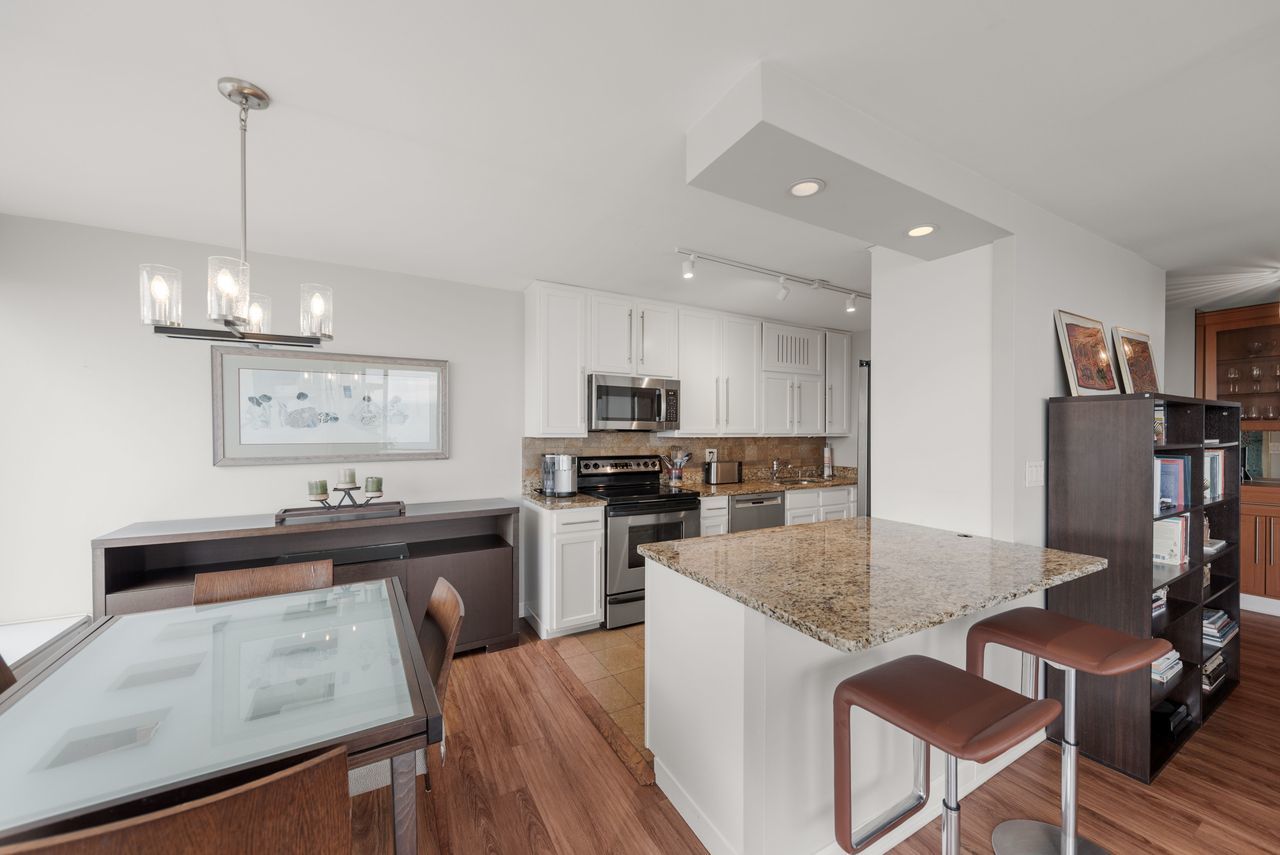 5455 North Sheridan Road, Unit 2602 Chicago, IL 60640 - Photo 6 of 25