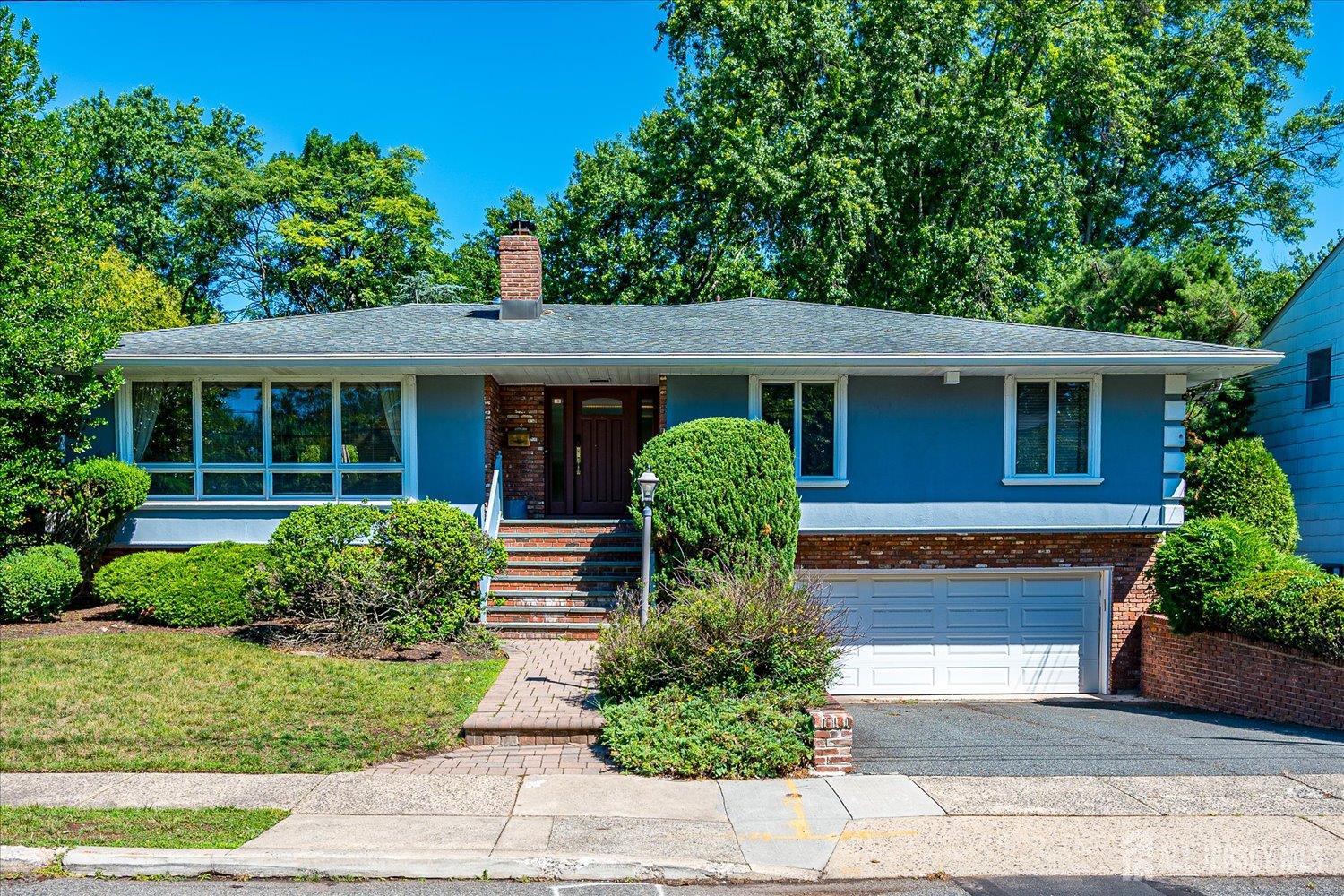 25 Marshall Drive Edison, NJ 08817 - Photo 1 of 68