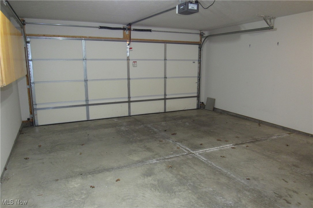 5930 Lake Road West, Unit 1602 Ashtabula, OH 44004 - Photo 14 of 15 New LED lighting