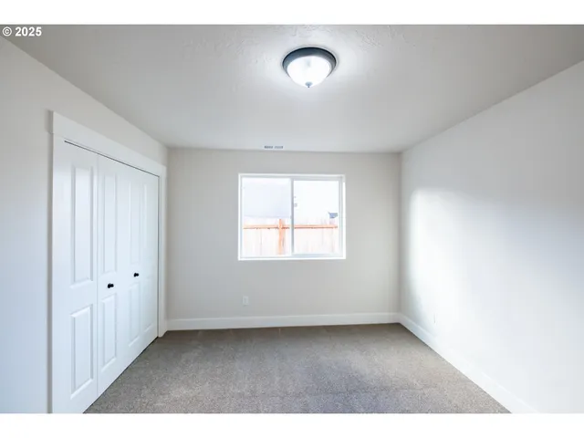 $365,000 | 4485 Knotty Pne Court, Sweet Home, OR 97386