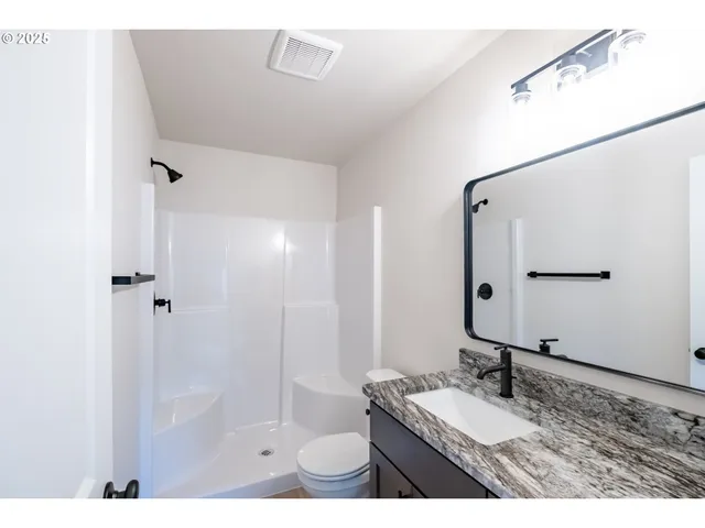 $365,000 | 4485 Knotty Pne Court, Sweet Home, OR 97386