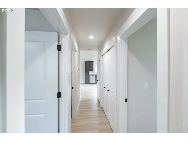 $365,000 | 4485 Knotty Pne Court, Sweet Home, OR 97386