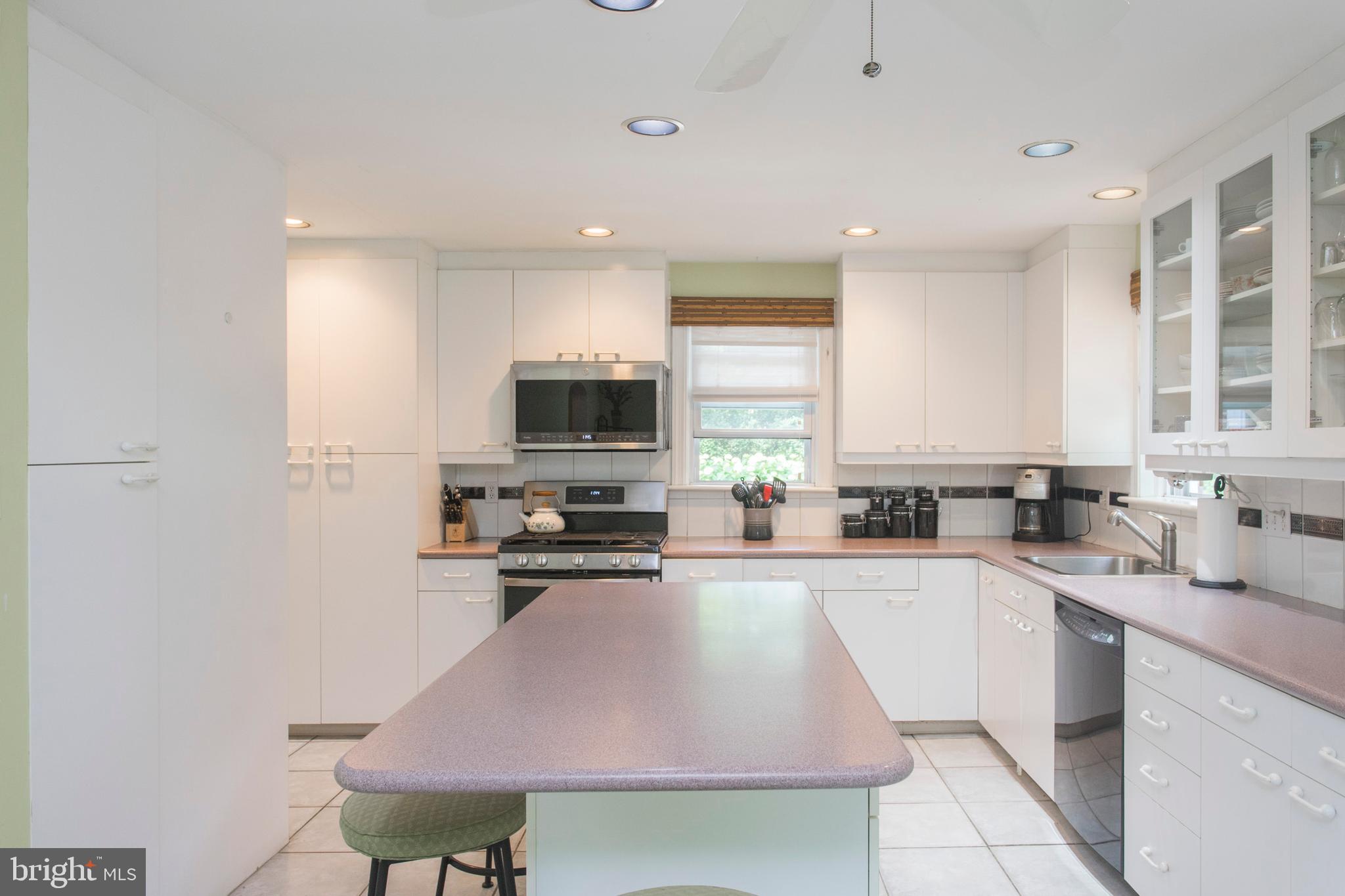 7608 Garden Road Cheltenham, PA 19012 - Photo 18 of 45 Gallery Image 18