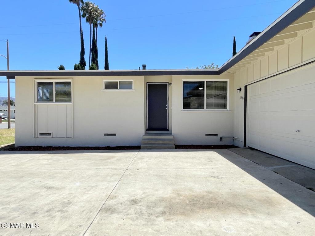 1507 Buster Street Simi Valley, CA 93065 - Photo 2 of 32
