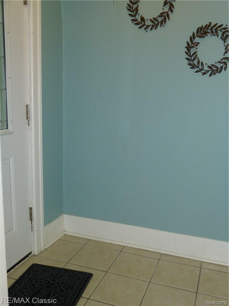 20 Wellesley Drive Pleasant Ridge, MI 48069 - Photo 43 of 67 P1020106.JPG