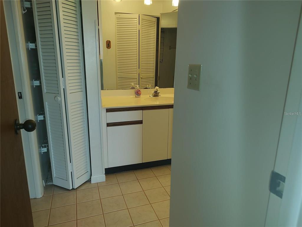 515 Leffingwell Avenue, Unit 109 Ellenton, FL 34222 - Photo 17 of 51