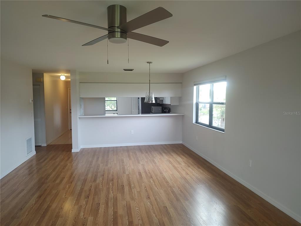 515 Leffingwell Avenue, Unit 109 Ellenton, FL 34222 - Photo 3 of 51