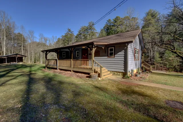 $425,000 | 100 Saga Mountain Road, Tiger, GA 30576