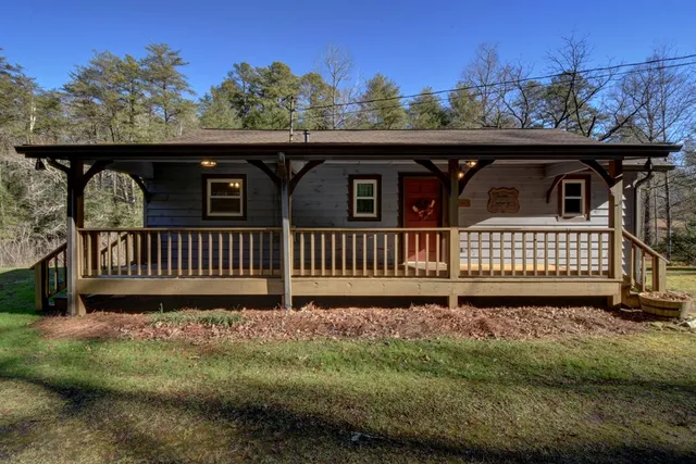 $425,000 | 100 Saga Mountain Road, Tiger, GA 30576
