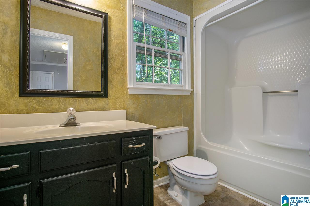 101 Spinnaker Lane Alabaster, AL 35007 - Photo 20 of 36