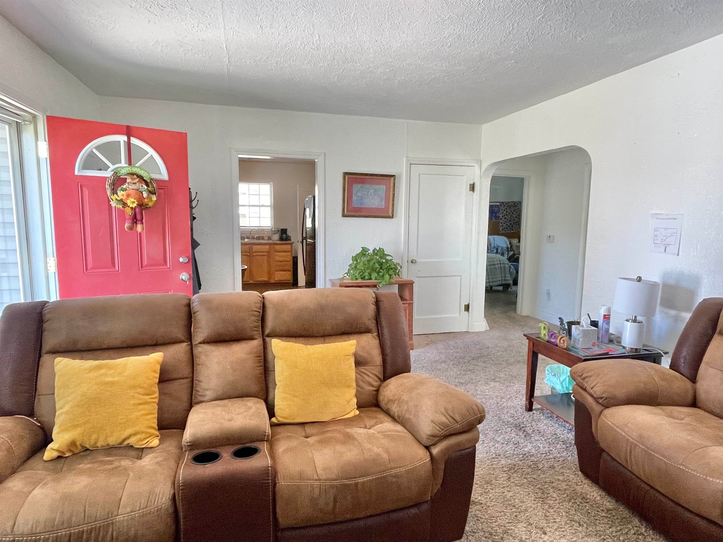 422 Burlington Road Huntington, WV 25704 - Photo 4 of 16 Gallery Image 4