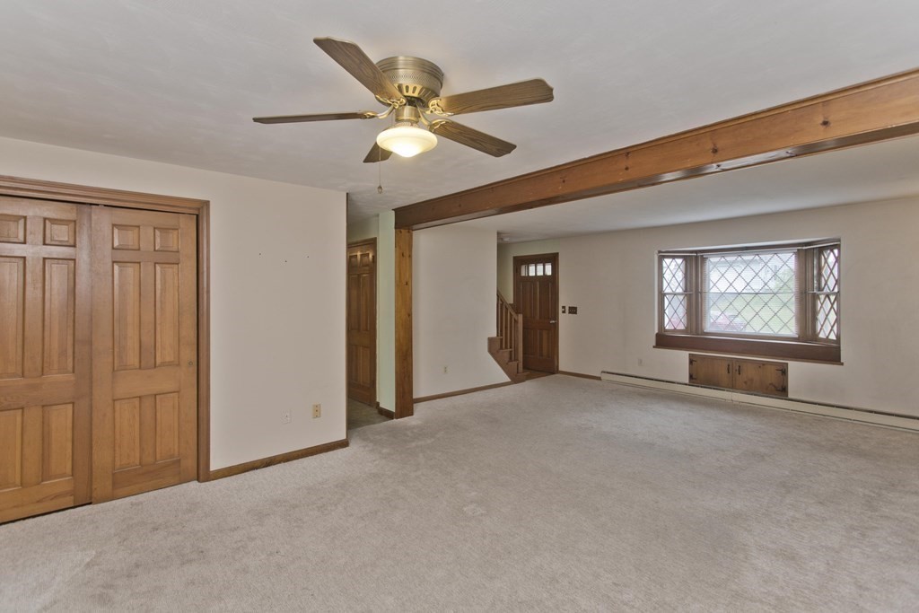 107 Old Farm Road Chicopee, MA 01020 - Photo 7 of 38 Gallery Image 7