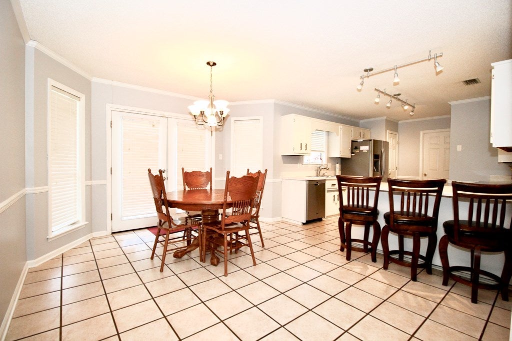 5077 Pearl Davis Road Valdosta, GA 31605 - Photo 9 of 32 Gallery Image 9