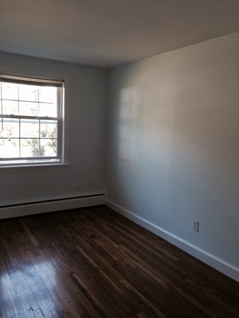 11 Charlesgate Road Walpole, MA 02081 - Photo 4 of 8 Gallery Image 4