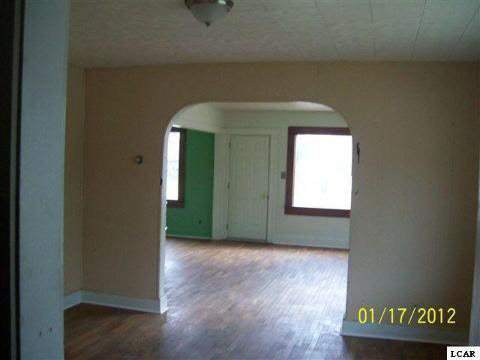 11280 Baker Road Jerome, MI 49249 - Photo 7 of 13 20025278-6.JPG