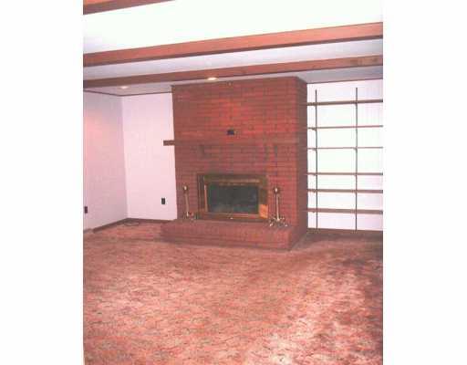 5522 Glass Road Pittsburgh, PA 15205 - Photo 3 of 8 Den/Family/Great Room.