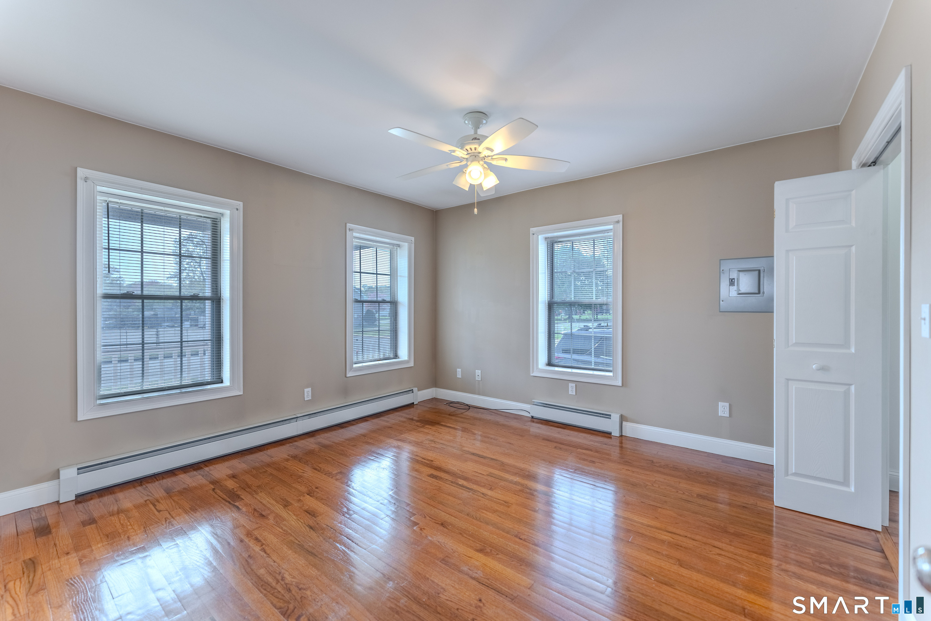 31 Suffield Street Windsor Locks, CT 06096 - Photo 14 of 22