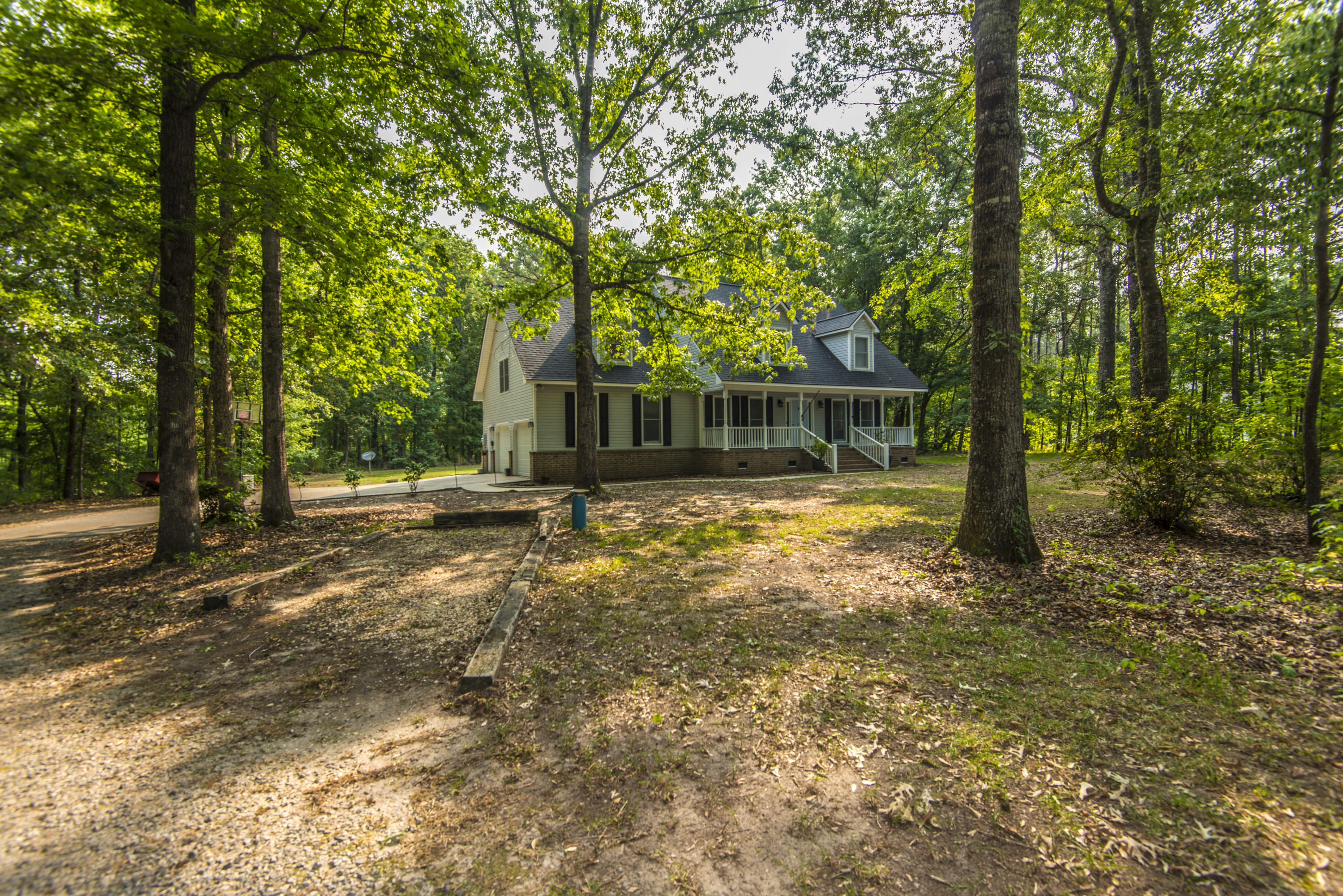 156 Virginia Avenue Ridgeville, SC 29472 - Photo 7 of 51 _DSC5212