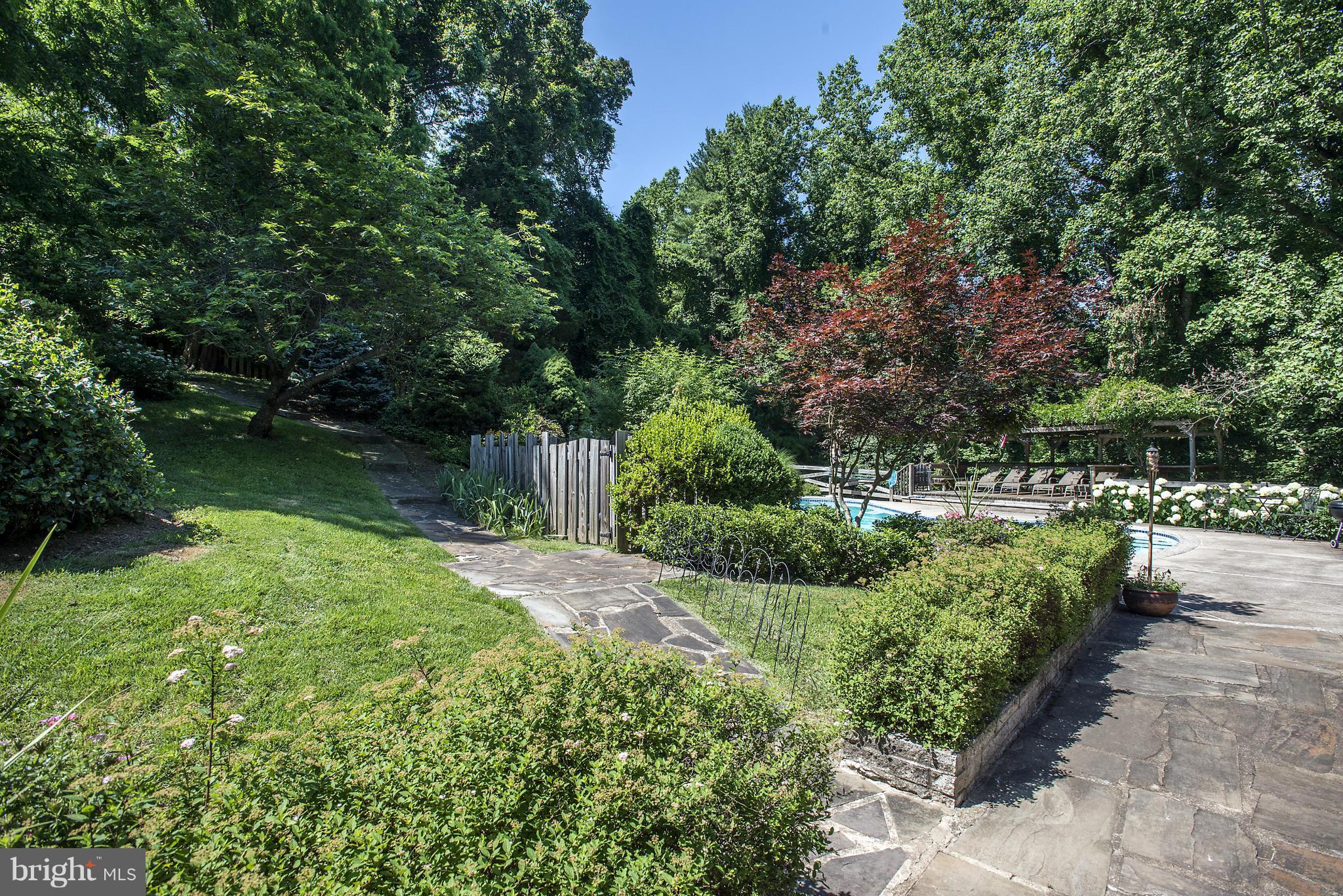 9318 Kendale Road Potomac, MD 20854 - Photo 5 of 26 Exterior (General)
