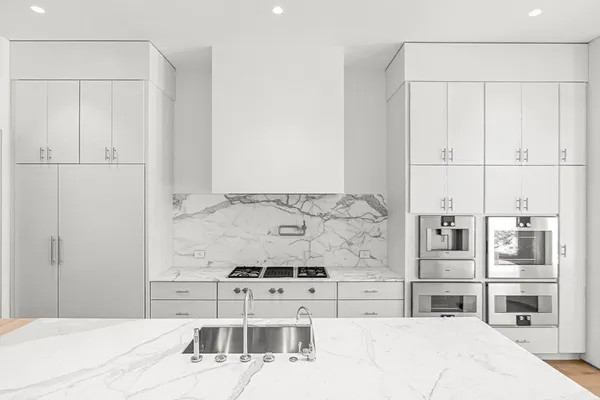 $10,500,000 | 126 Marlborough Street, Boston, MA 02116