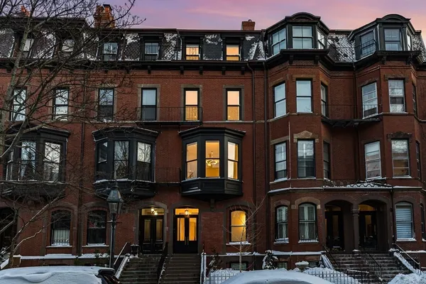 $10,500,000 | 126 Marlborough Street, Boston, MA 02116