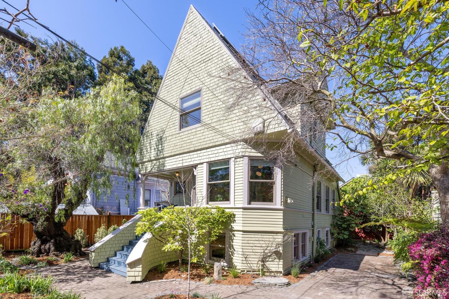 2341 Carleton Street Berkeley, CA 94704 - Photo 1 of 66