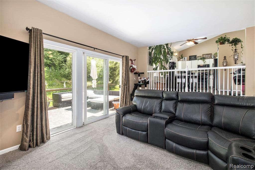 54 Eagle Ridge Road Lake Orion, MI 48360 - Photo 14 of 33
