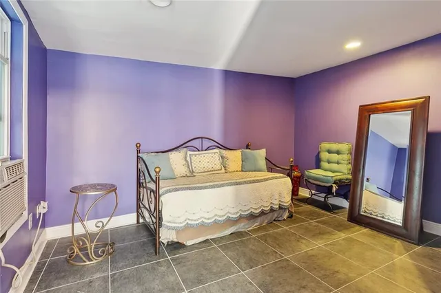 $985,000 | 2820 Desoto Street, Unit 22, New Orleans, LA 70119