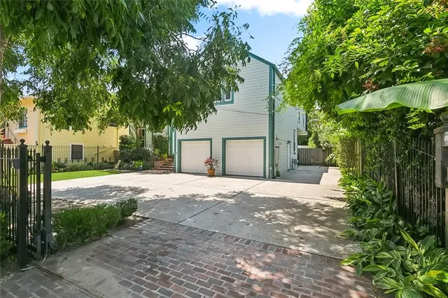 $985,000 | 2820 Desoto Street, Unit 22, New Orleans, LA 70119