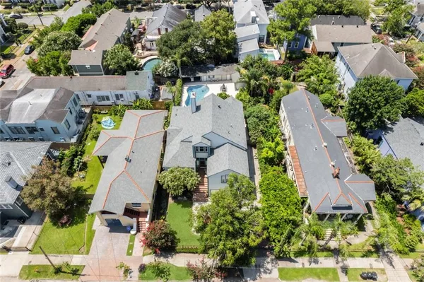 $985,000 | 2820 Desoto Street, Unit 22, New Orleans, LA 70119