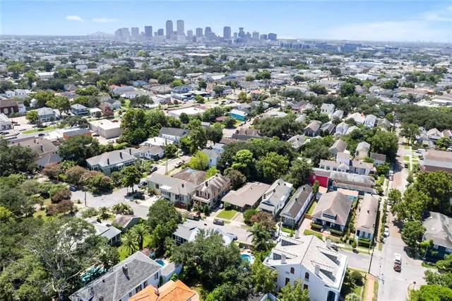 $985,000 | 2820 Desoto Street, Unit 22, New Orleans, LA 70119