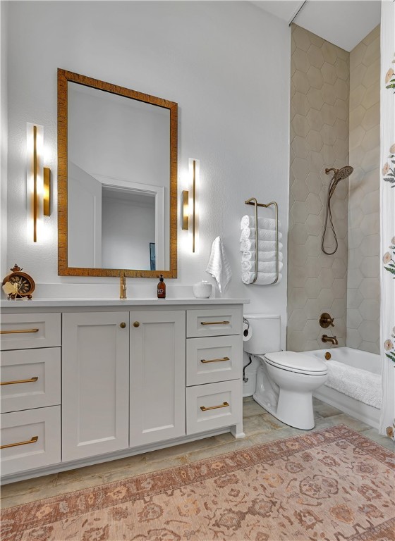 117 Iris Street Lorena, TX 76655 - Photo 47 of 82 a bathroom with a double vanity sink mirror and bathtub