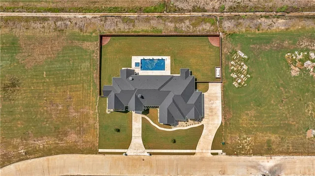 $1,649,000 | 117 Iris Street, Lorena, TX 76655