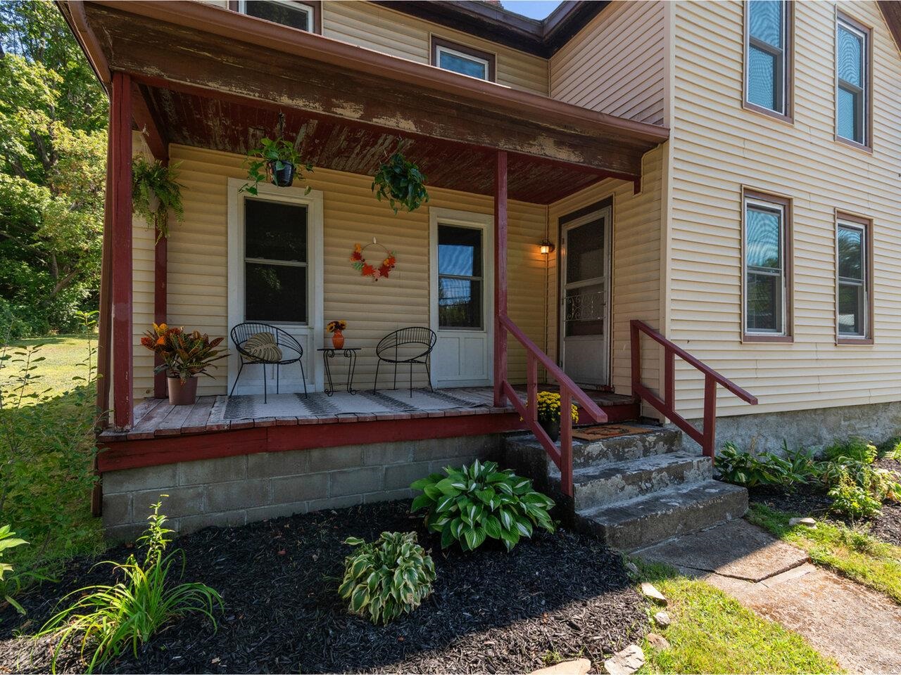 22 Railroad Street Milton, VT 05468 - Photo 2 of 43