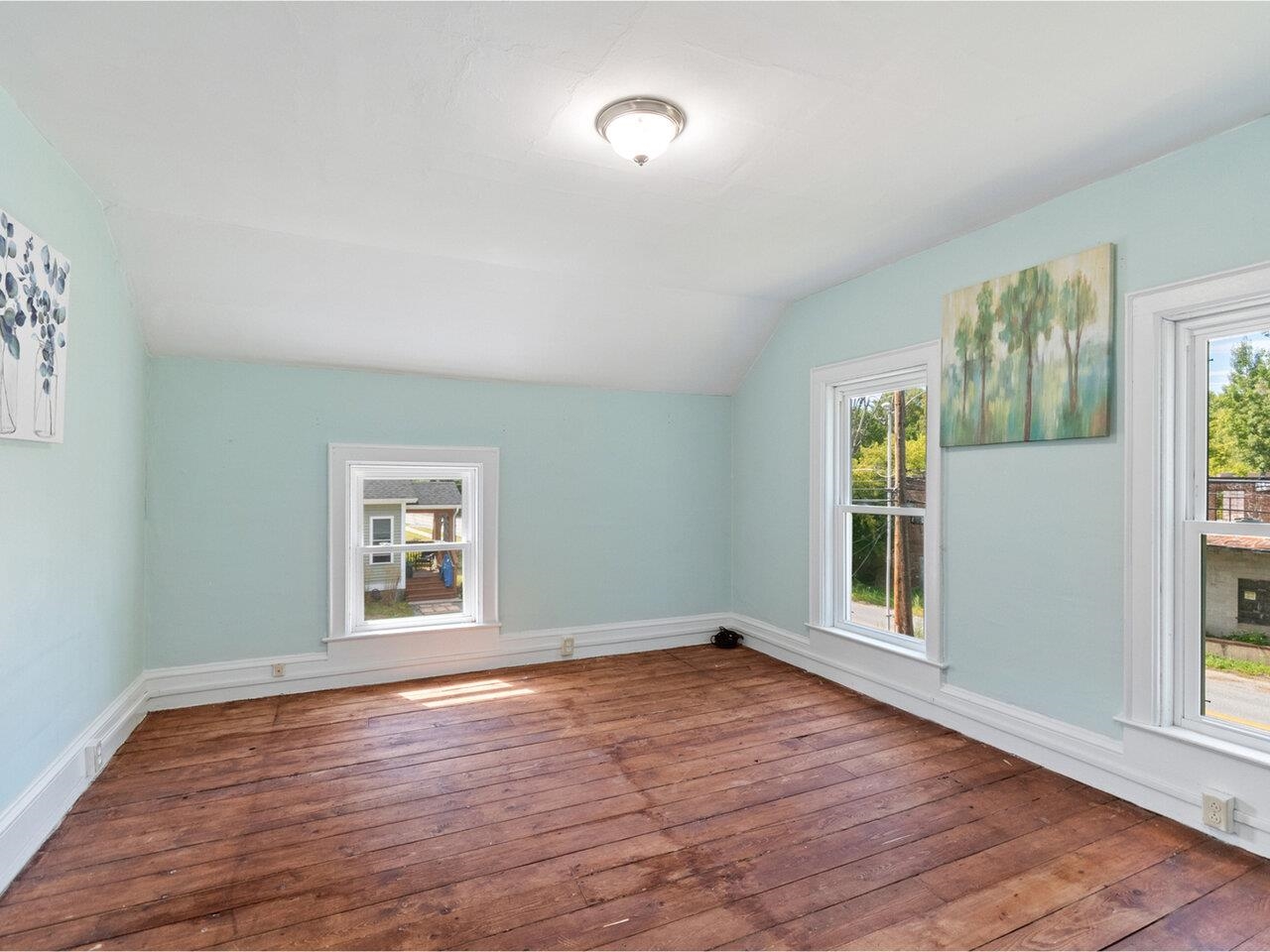 22 Railroad Street Milton, VT 05468 - Photo 22 of 43