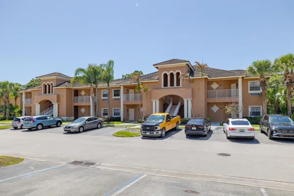 $1,750 | 8243 Mulligan Circle, Unit 3522, Port St. Lucie, FL 34986