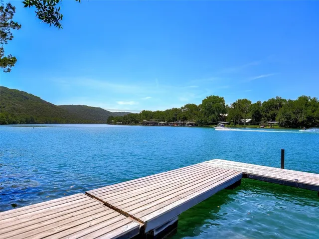 $625,000 | 11524 Emerald Falls Drive, Austin, TX 78738