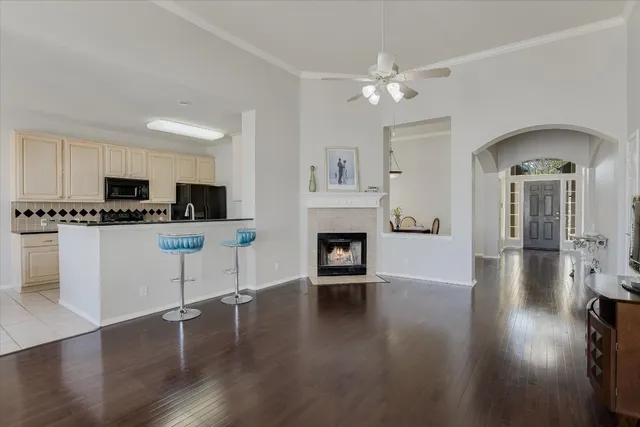 $625,000 | 11524 Emerald Falls Drive, Austin, TX 78738