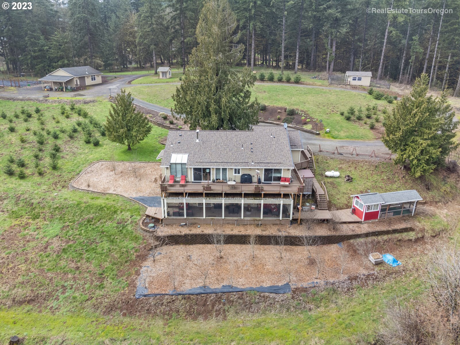 31293 Southwest Heater Road Sherwood, OR 97140 - Photo 39 of 43 Gallery Image 39