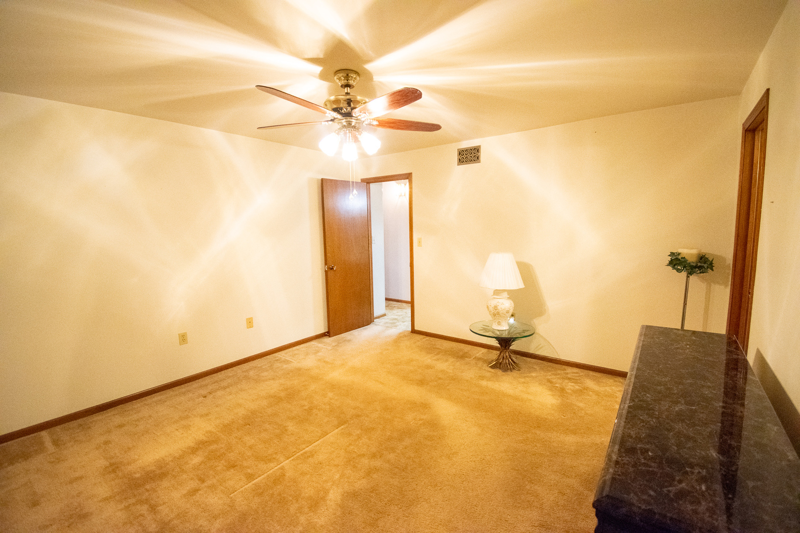 18300 Myrtle Court, Unit 3A Lansing, IL 60438 - Photo 6 of 20 a view of a room with a sink