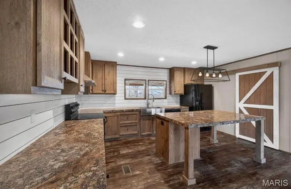 $275,000 | 5315 M- M Hwy Mountain Grove, Mountain Grove, MO 65711