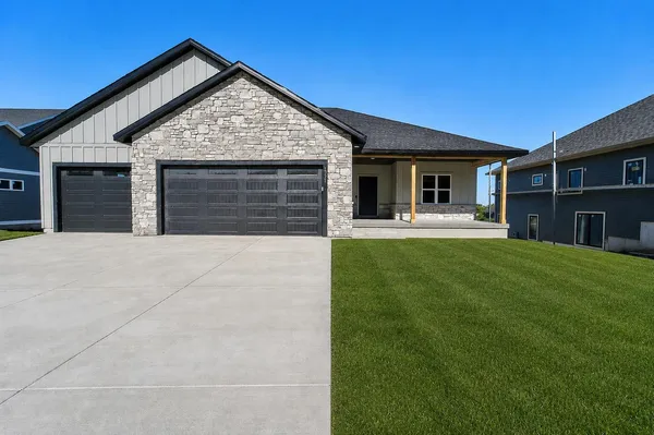 $829,000 | 1771 Woodford Road, Cross Plains, WI 53528