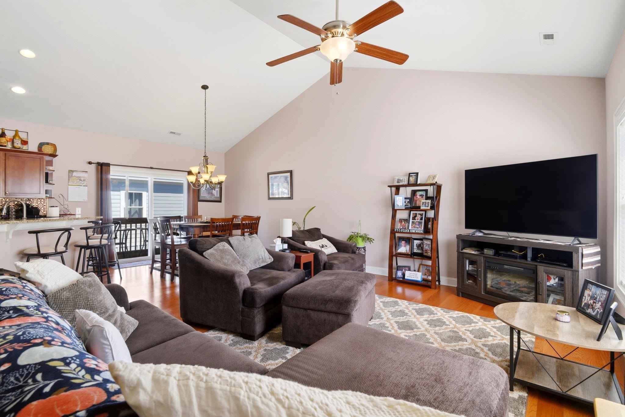577 Sunnyside Avenue, Unit A Murrells Inlet, SC 29576 - Photo 4 of 34