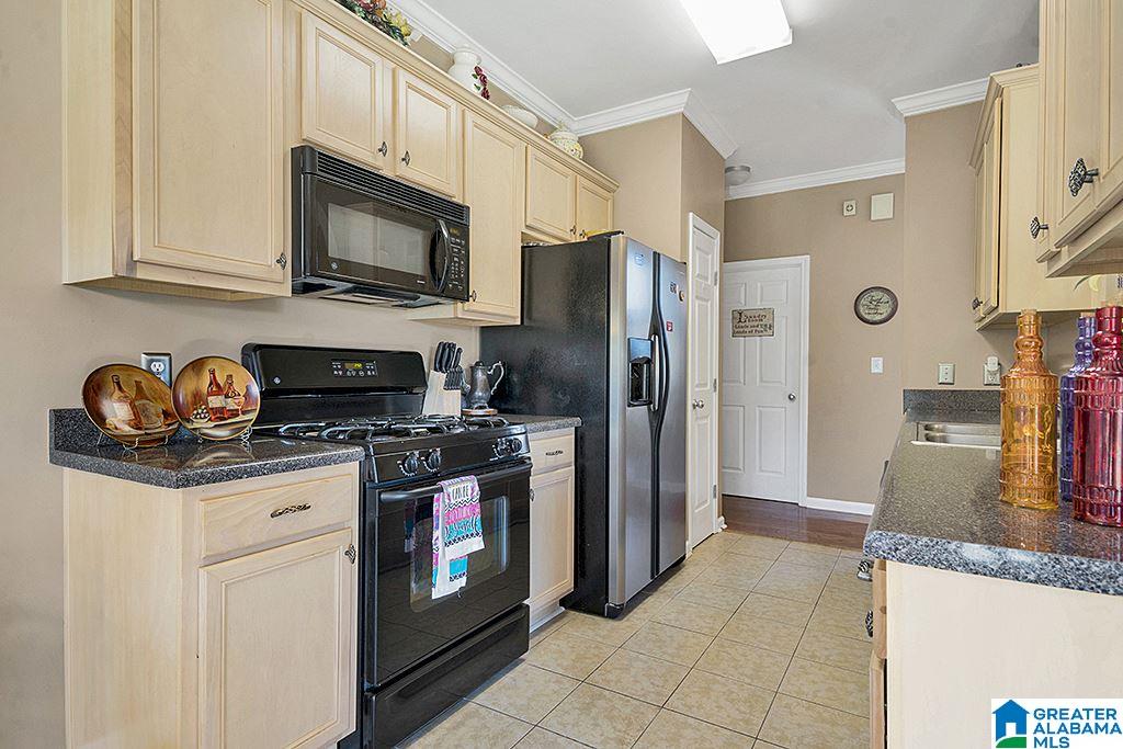 418 Summit Way Fultondale, AL 35068 - Photo 14 of 28