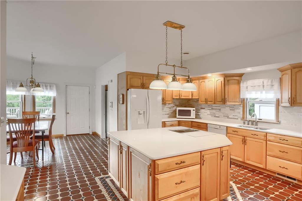 180 Brandon Road Slippery Rock, PA 16057 - Photo 21 of 50 Eat-in Kitchen with access to laundry and attached 2 car garage.