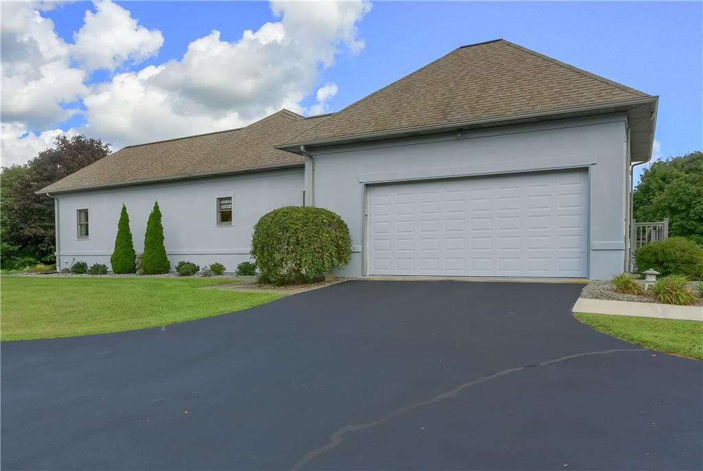 180 Brandon Road Slippery Rock, PA 16057 - Photo 6 of 50 2 Car attached garage