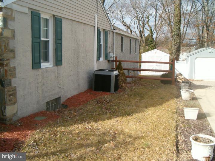 9534 Rising Sun Avenue Philadelphia, PA 19115 - Photo 6 of 25 Exterior Side