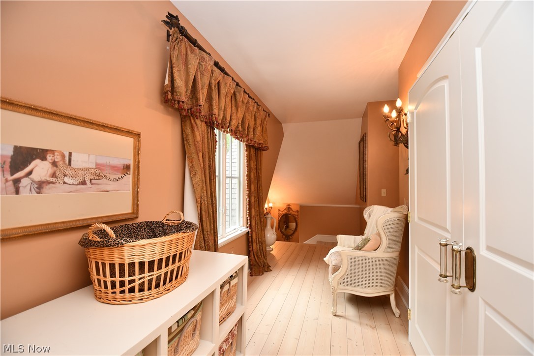 521 Crystal Lake Road Akron, OH 44333 - Photo 26 of 30 Gallery Image 26